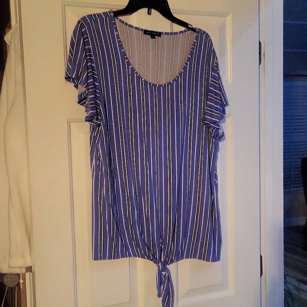 Women's front tie blouse